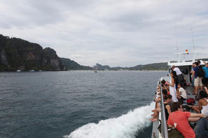 boat, day, diffuse, diffused light, eye level view, seascape, Thailand